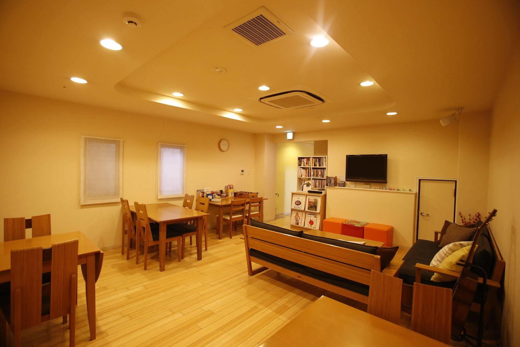 K'S House Hiroshima - Travelers Hostel Екстериор снимка